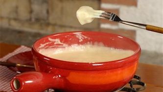 Amy's ultimate alpine cheese fondue recipe