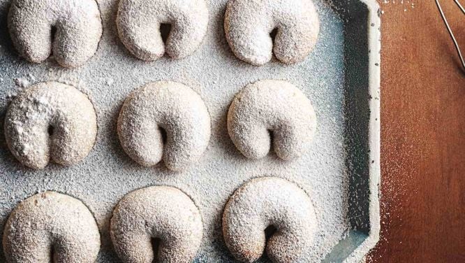How To Host A Holiday Cookie Exchange
