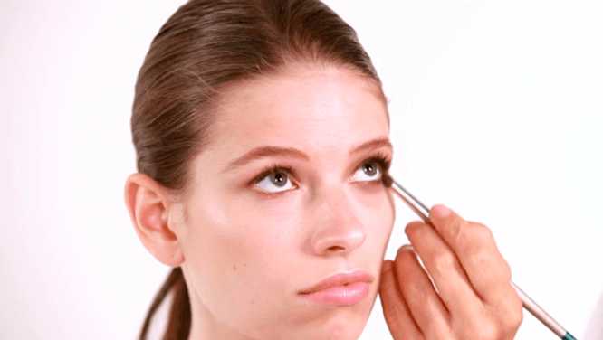 Makeup tutorial: How to get the perfect smoky eye