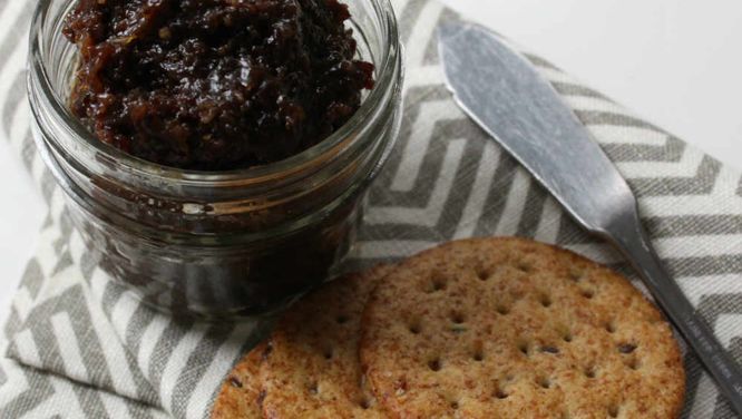 Sweet and salty homemade bacon jam recipe