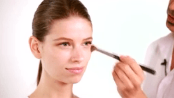 Makeup tutorial: How to use highlighters and illuminating products