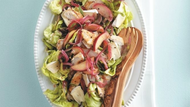 Warm chicken and apple salad