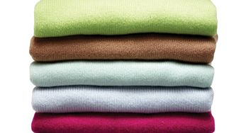 20 cozy cashmere pieces we love from $27