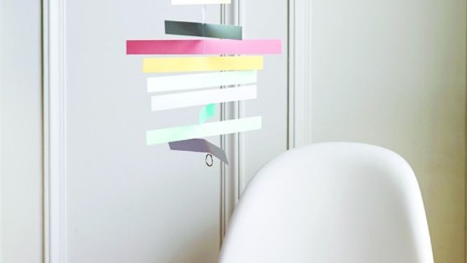 How to make a pretty paper mobile