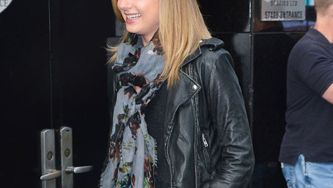 Get Revenge star Emily VanCamp's weekend look