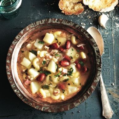 Hearty pasta and bean soup