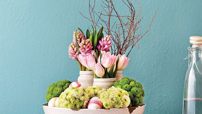 Three beautiful centrepieces with Easter eggs