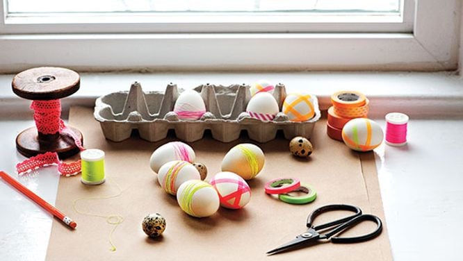 Easter egg decorating idea with tape and thread