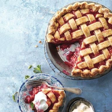 Classic rhubarb pie recipe