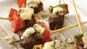 Beef and blue cheese brochettes