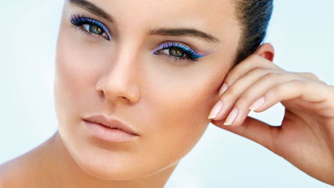 Get summer's colourful and dramatic eye makeup in 3 steps