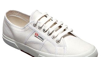 5 ways to wear a white sneaker — outside of the gym