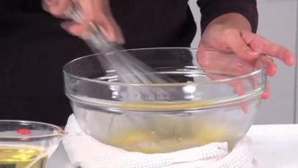 How to make a simple homemade mayo