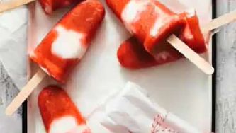 How to make Strawberry-Vanilla Yogurt Pops