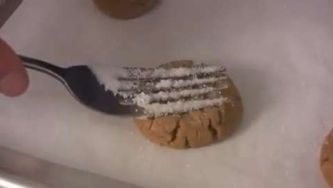 Easy-to-make almond butter cookies