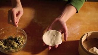 How to fill and fold Tibetan Momo dumplings