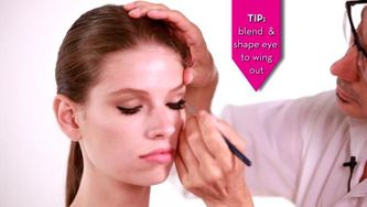 Makeup Tutorial: How to do the perfect cat eye