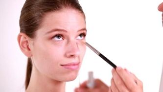 Makeup Tutorial: How to use highlighters and illuminating products