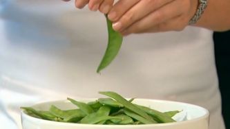 How to string and tip snap snow peas