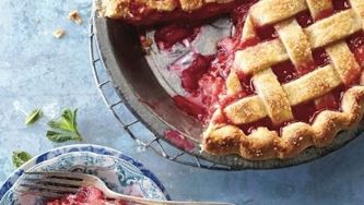 How to make rhubarb pie