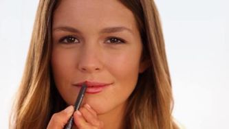 Beauty minute: How to get the perfect red lip