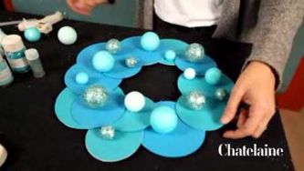 Make a simple but charming paper wreath