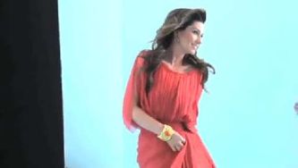 Behind-the-scenes of our Shania Twain cover shoot