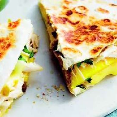 How to make chicken, mango and brie quesadillas