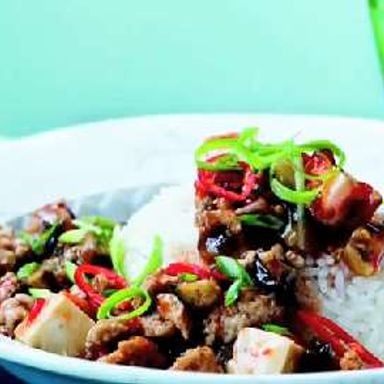 Saucy eggplant and pork stir-fry