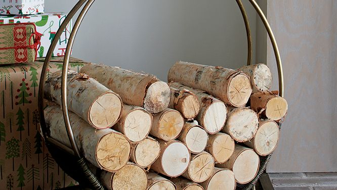 5 must-have fireplace accessories