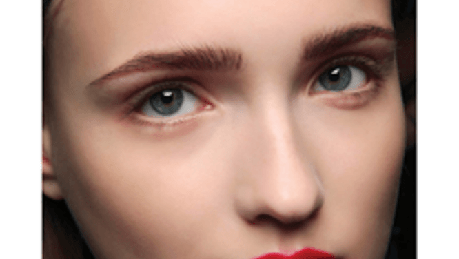 How to achieve fiery lips without liner
