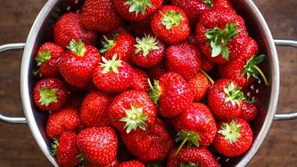 Natural strawberry candy
