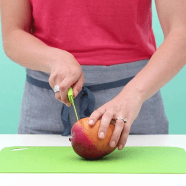 How to cut a mango, two ways