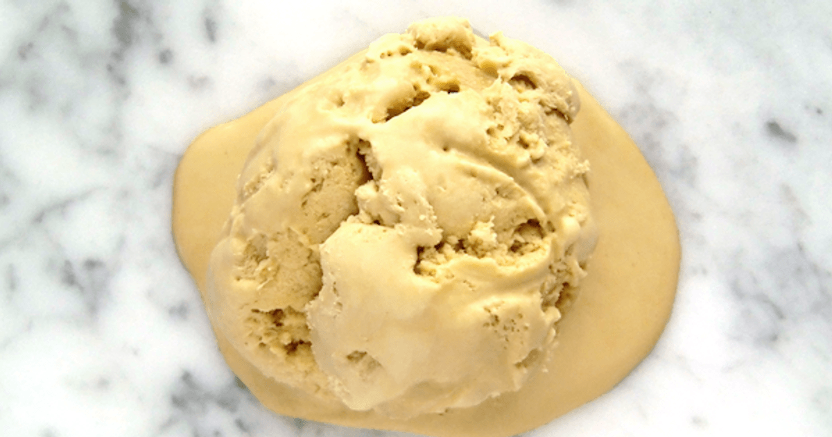 Molasses ice cream Chatelaine