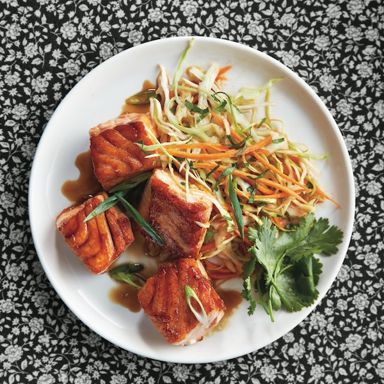 Caramel salmon with carrot slaw