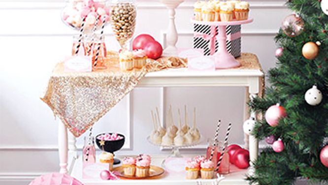 3 cozy, creative spins on your usual holiday decor