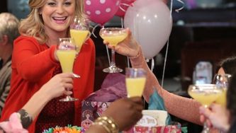 How to throw the best Galentine’s Day brunch ever
