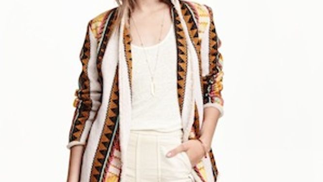 6 new ways to wear your favourite white t-shirt