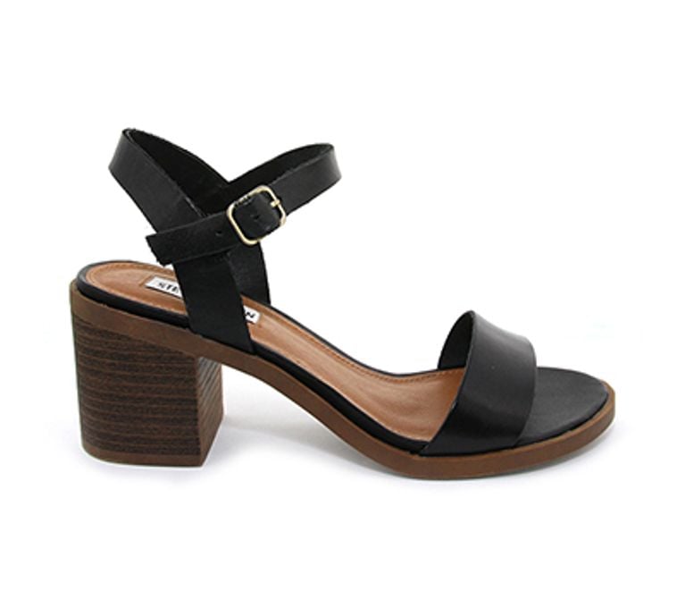 Mad deals of the day: Summer sandals edition