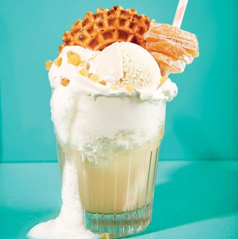 Ginger beer ice cream float