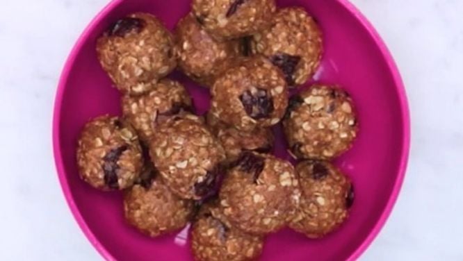 Chatelaine Quickies: Cherry-almond energy balls