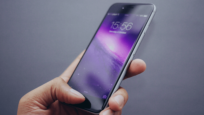 cell-phones-chatelaine
