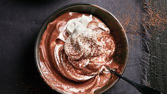 Chatelaine Quickies: Chocolate pudding