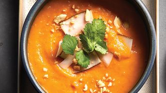 Chatelaine Quickies: Thai sweet potato curry soup