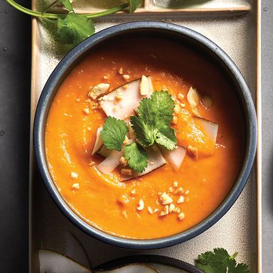 Chatelaine Quickies: Thai sweet potato curry soup