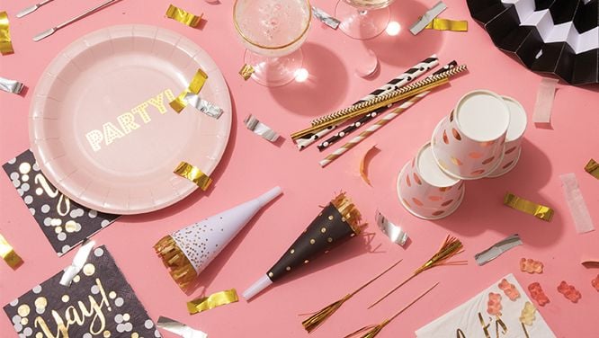Prosecco gummy bears and 14 other cute party supplies to ring in the New Year