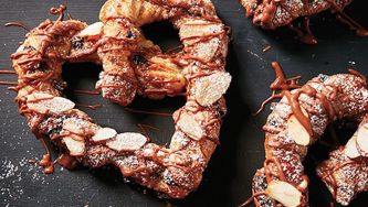 Easy-to-make chocolate cretzels are the love child of croissants and pretzels