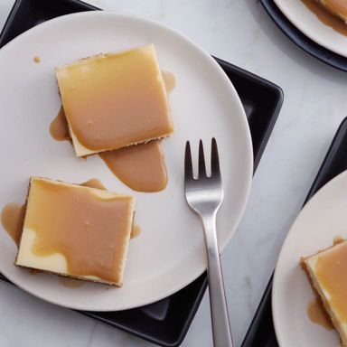 Caramel Cheesecake Bars
