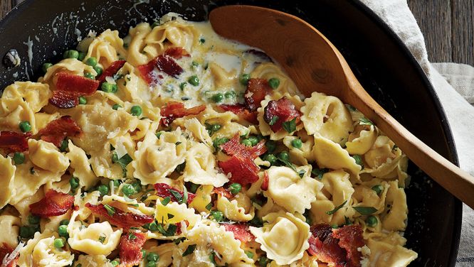 5 Easy Weeknight Dinner Recipes, Including Creamy Tortellini Alfredo