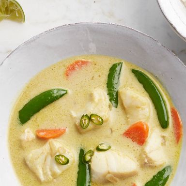 Coconut Green Curry With Fish